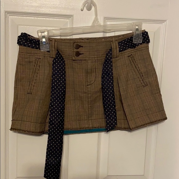 American Eagle Outfitters Dresses & Skirts - American Eagle Outfitters Shirt and Belt